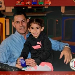 Meet your Posher, Felix